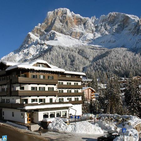 Hotel Colfosco 산마르티노디카스트로차 외부 사진