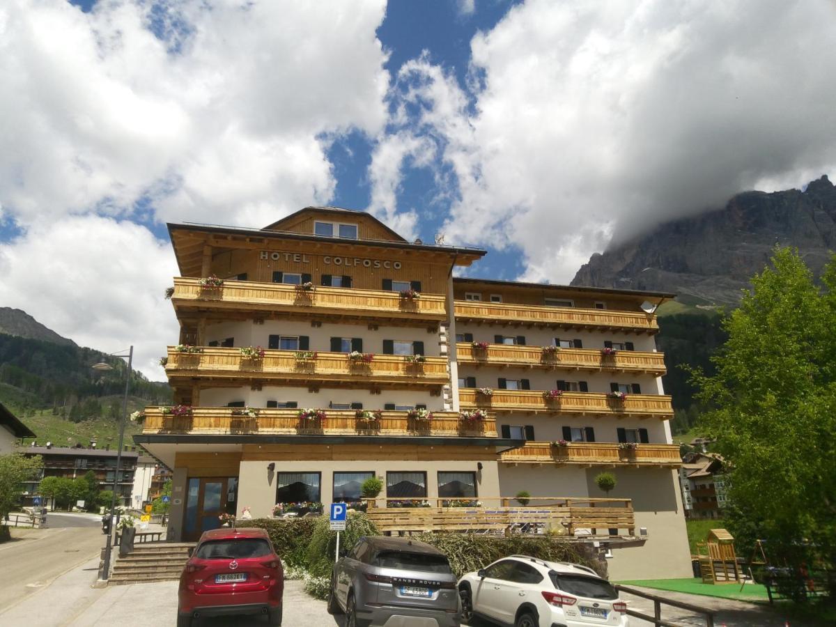 Hotel Colfosco 산마르티노디카스트로차 외부 사진