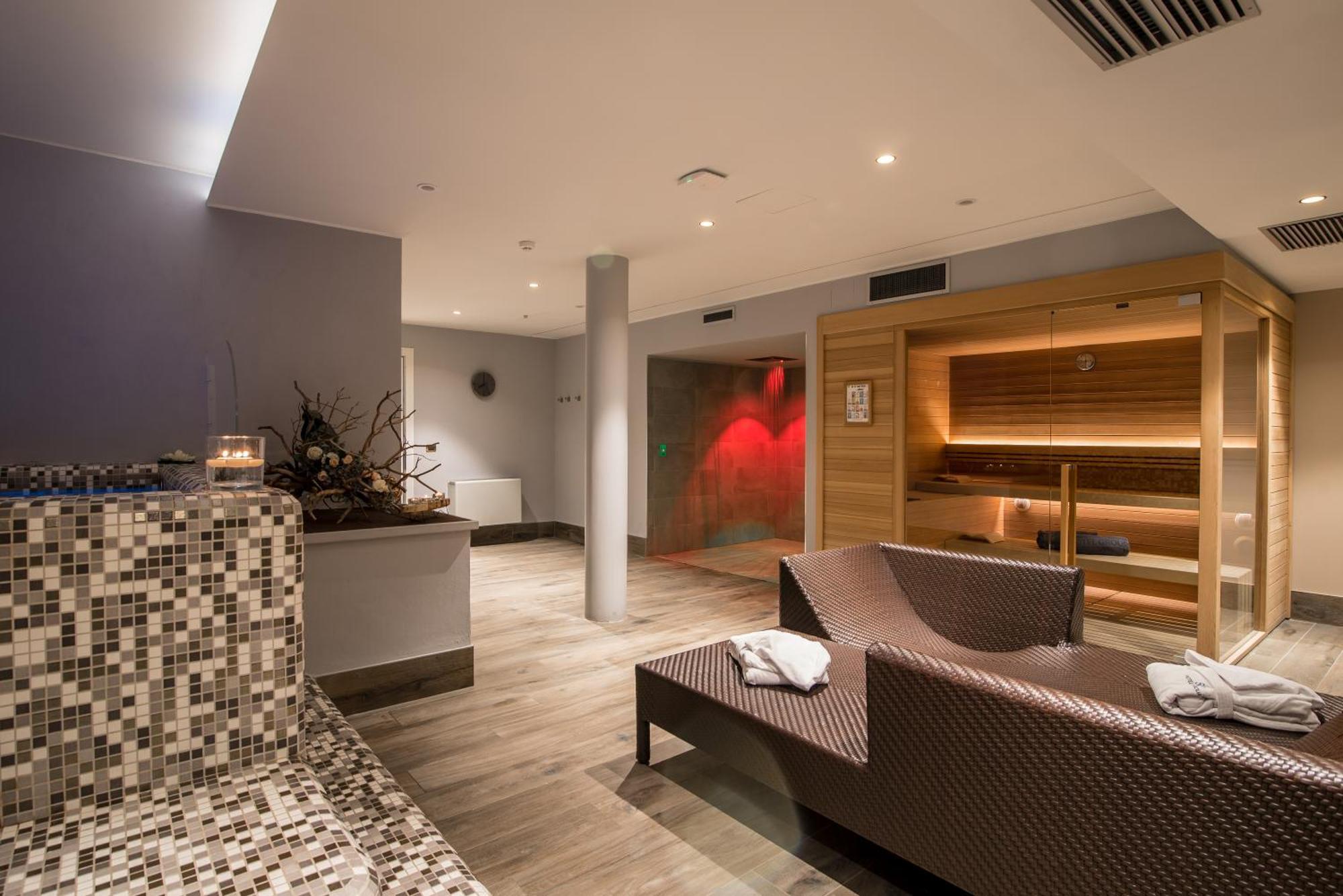 Hotel Colfosco 산마르티노디카스트로차 외부 사진