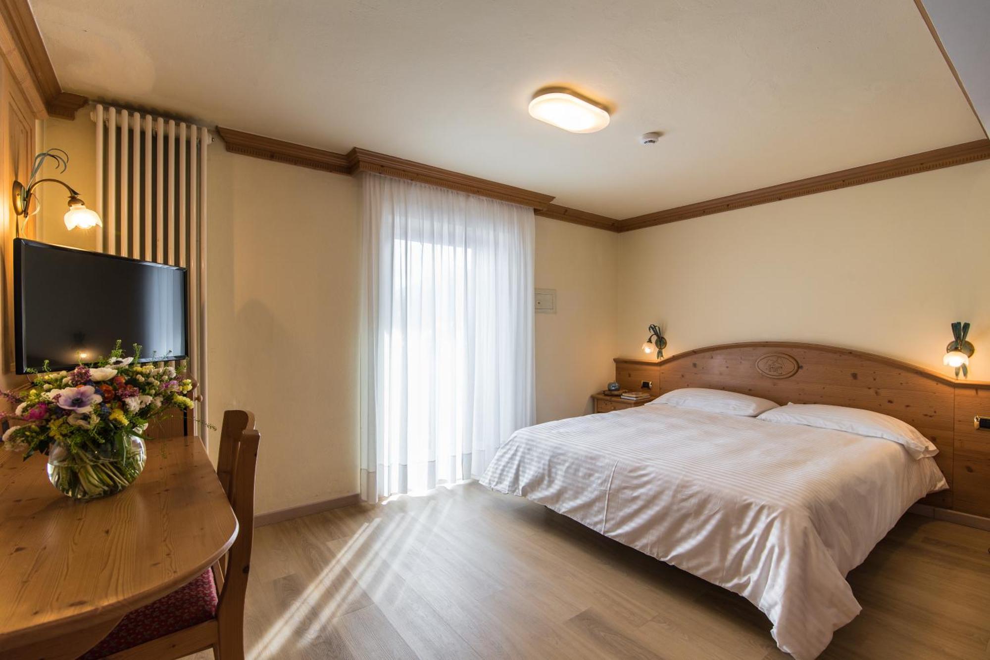Hotel Colfosco 산마르티노디카스트로차 외부 사진