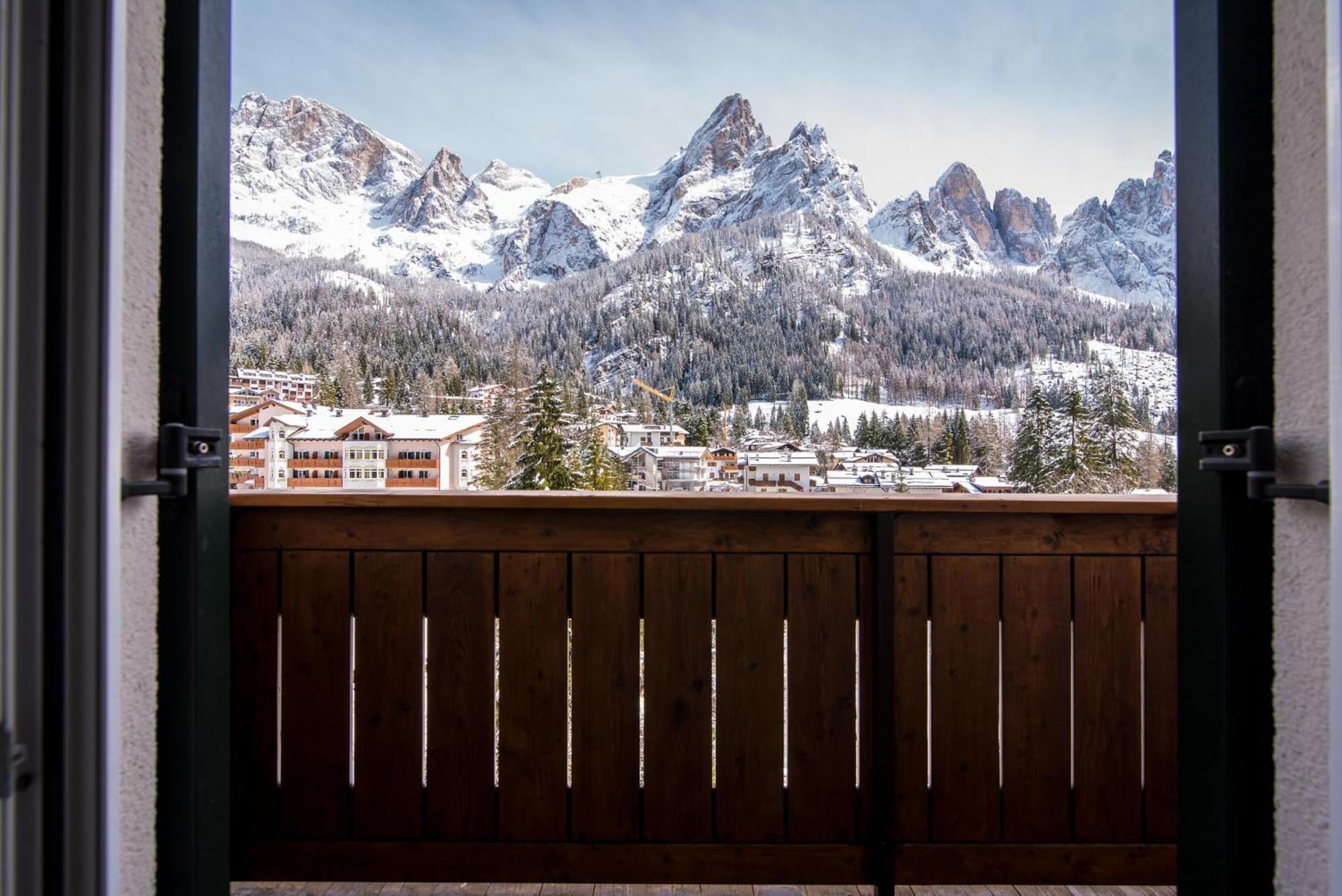 Hotel Colfosco 산마르티노디카스트로차 외부 사진