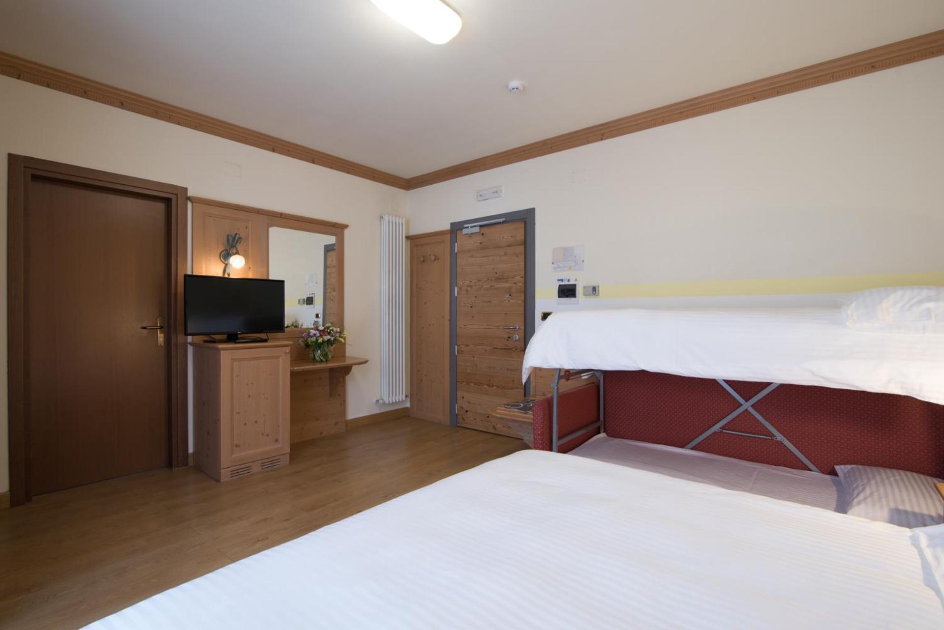 Hotel Colfosco 산마르티노디카스트로차 외부 사진